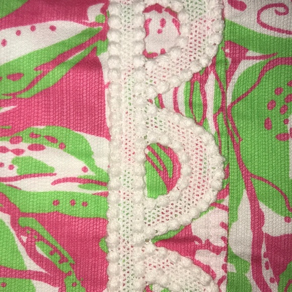 Lilly Pulitzer Shorts - Picture 4 of 4